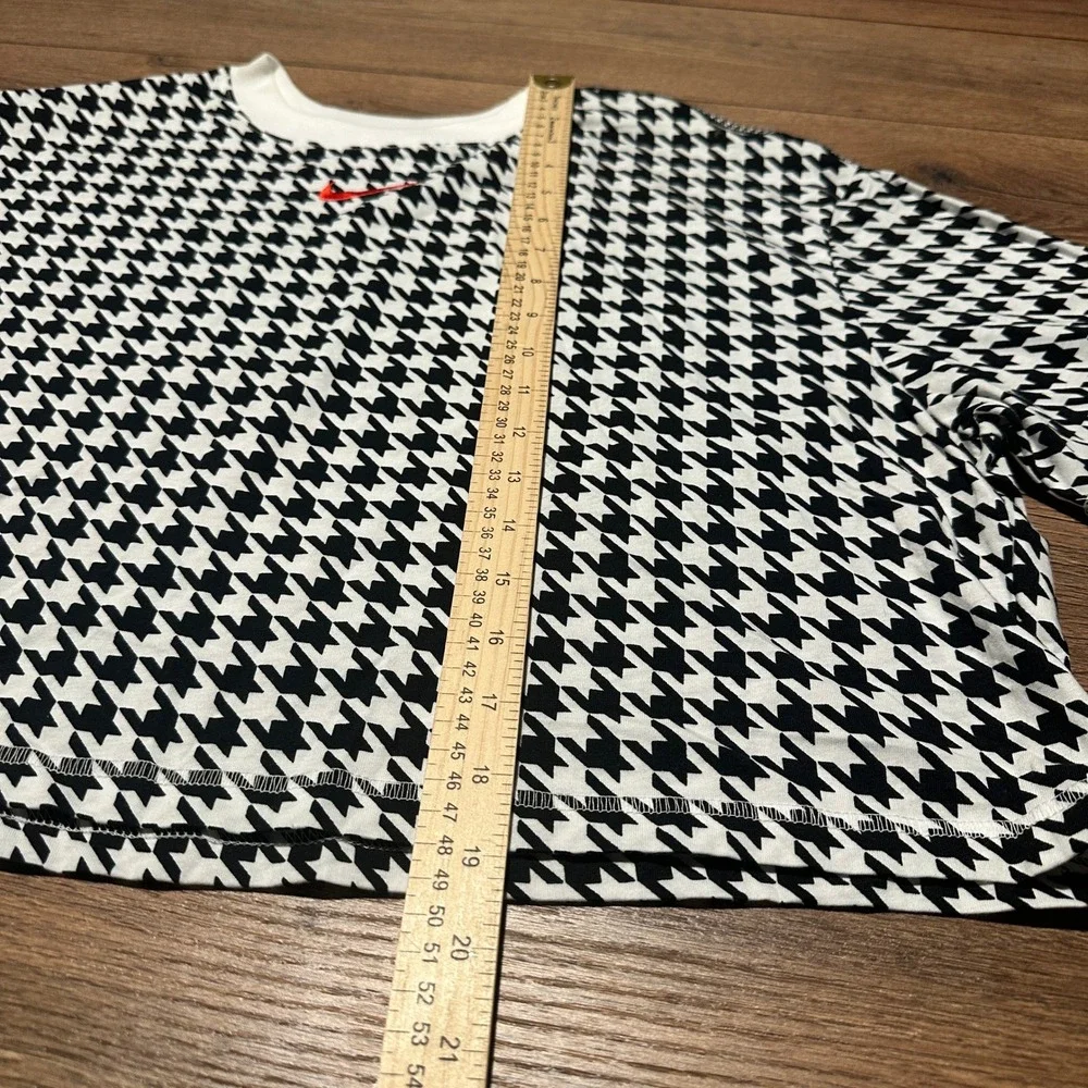 Nike Black White Houndstooth T-Shirt Women Large